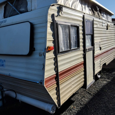 (SOLD) 1987 Jayco Tripple Bunk Caravan