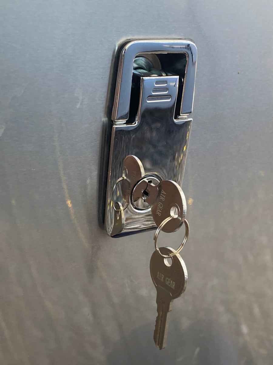 Lock It Right: A Smart Guide to Toolbox Lock Latches – Trend Pulse Australia